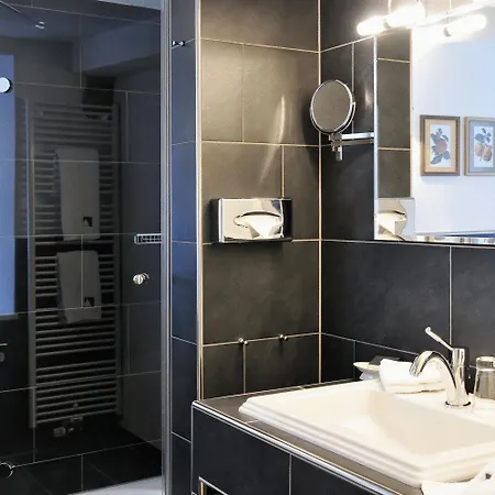 ホテル ヘルンシュロッシェン ローテンブルク・オプ・デア・タウバー