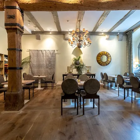 Herrnschloesschen 4* Rothenburg ob der Tauber