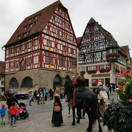 Herrnschloesschen 4*