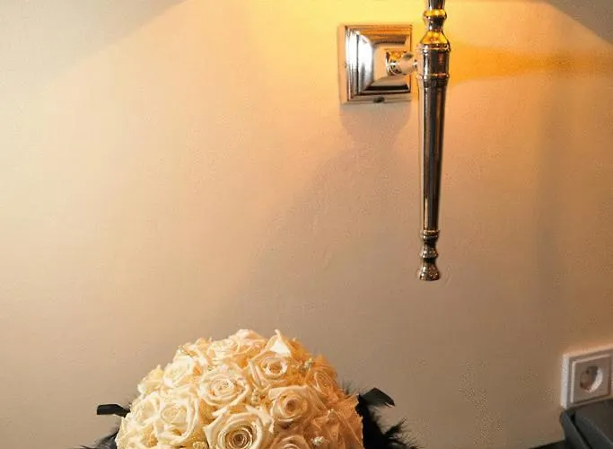 赫尼施洛斯臣酒店