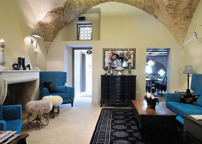 赫尼施洛斯臣酒店