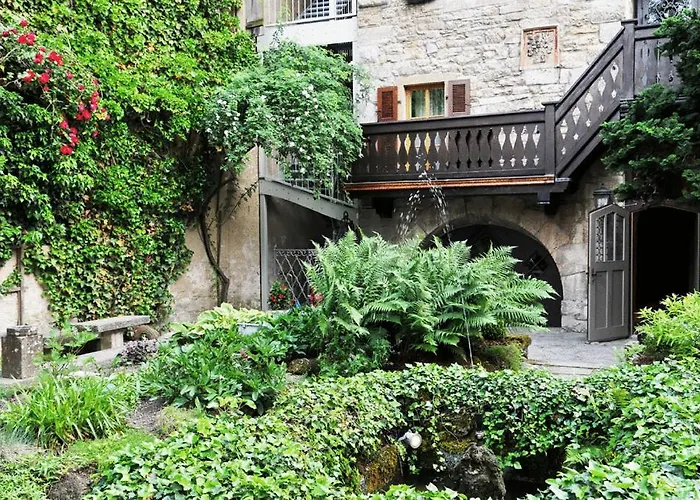 赫尼施洛斯臣酒店