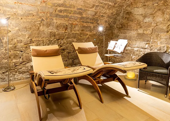 赫尼施洛斯臣酒店 酒店 罗滕堡