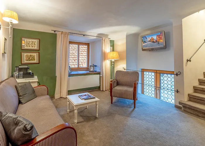 赫尼施洛斯臣酒店 4* 罗滕堡